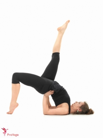 brug met gestrekt been / setu bandha sarvangasana